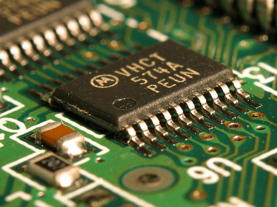 Integrated Circuit