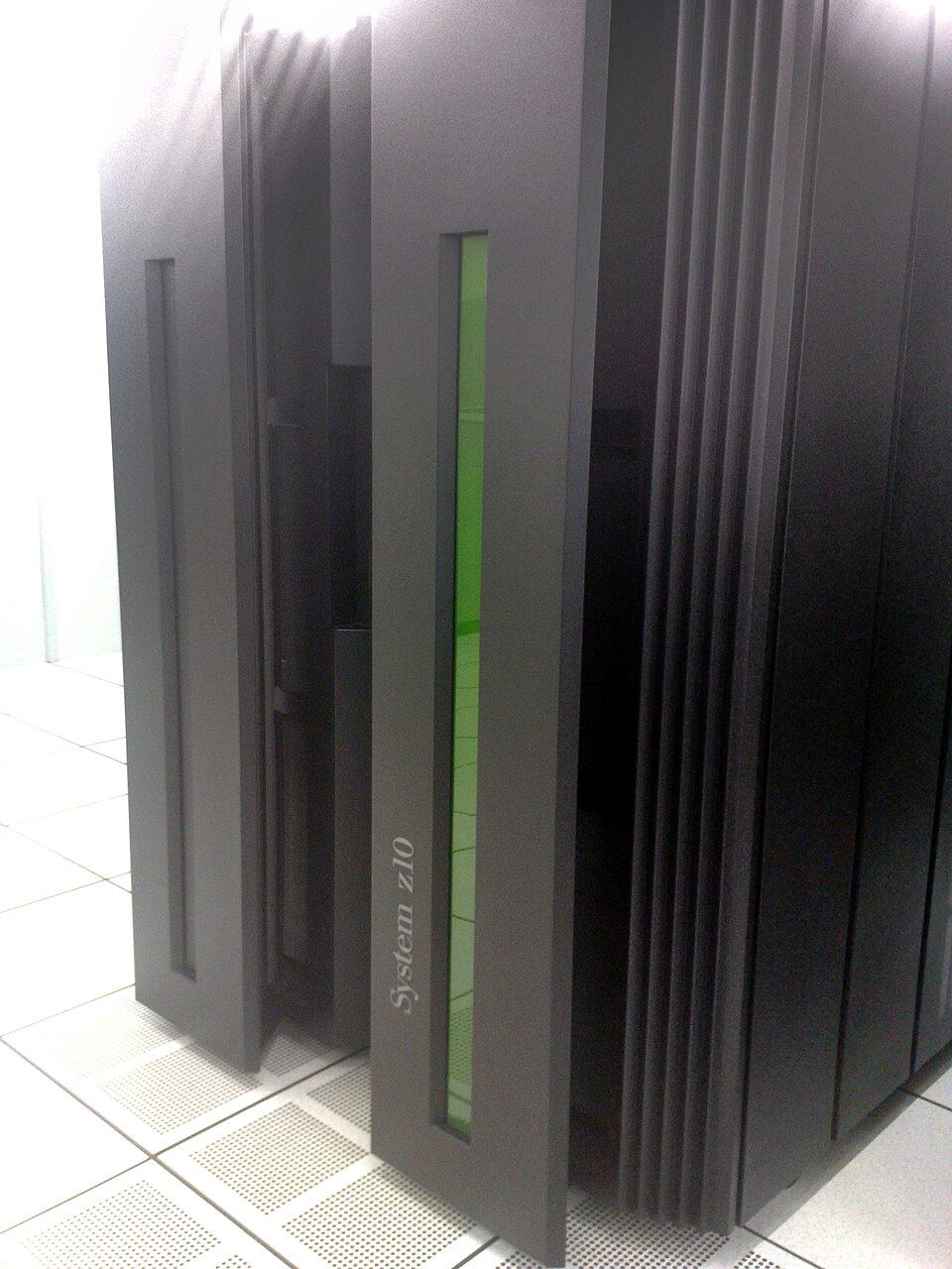 Mainframe Computer
